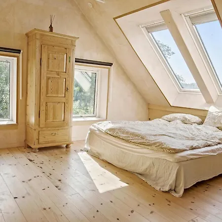 4 Bedroom Beautiful In 度假居 *