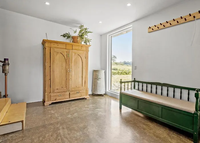 Ferienhaus 4 Bedroom Beautiful In Knebel
